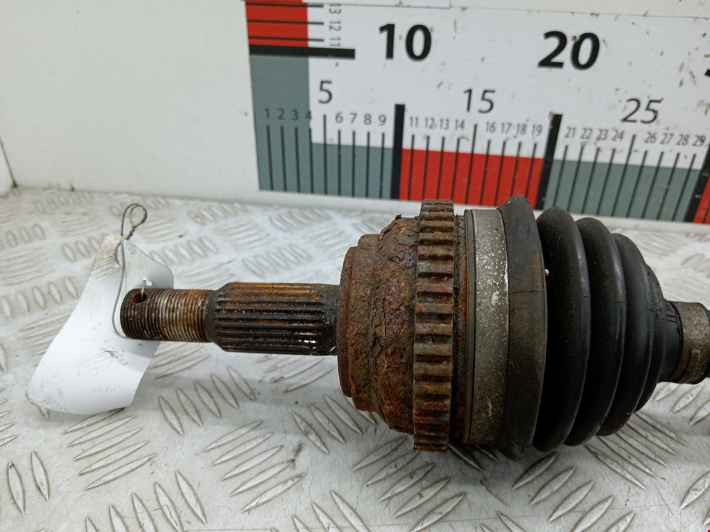 Полуось (привод, приводной вал) передняя правая CHRYSLER PT Cruser 2000-2010