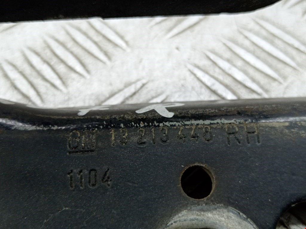 Петля капота левая/правая OPEL Astra H/Family 2004-2015