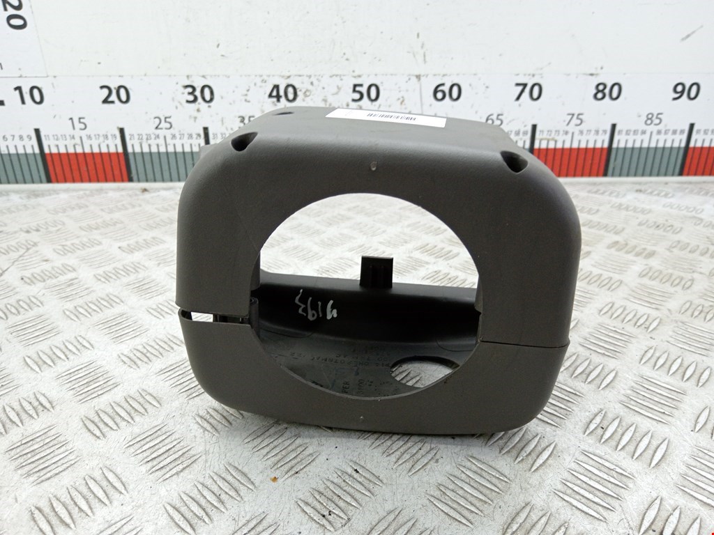 Кожух рулевой колонки CHRYSLER PT Cruser 2000-2010