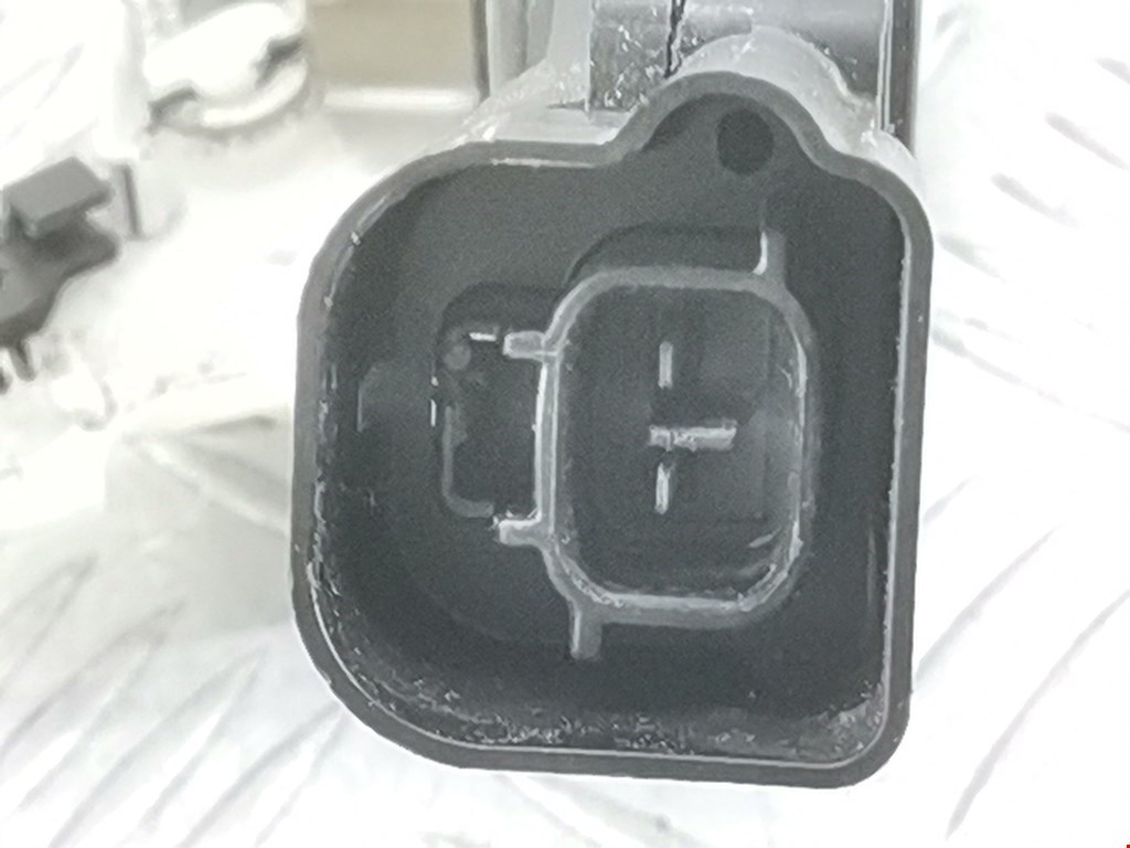 Замок двери передней правой TOYOTA Aygo AB10 2005-2014