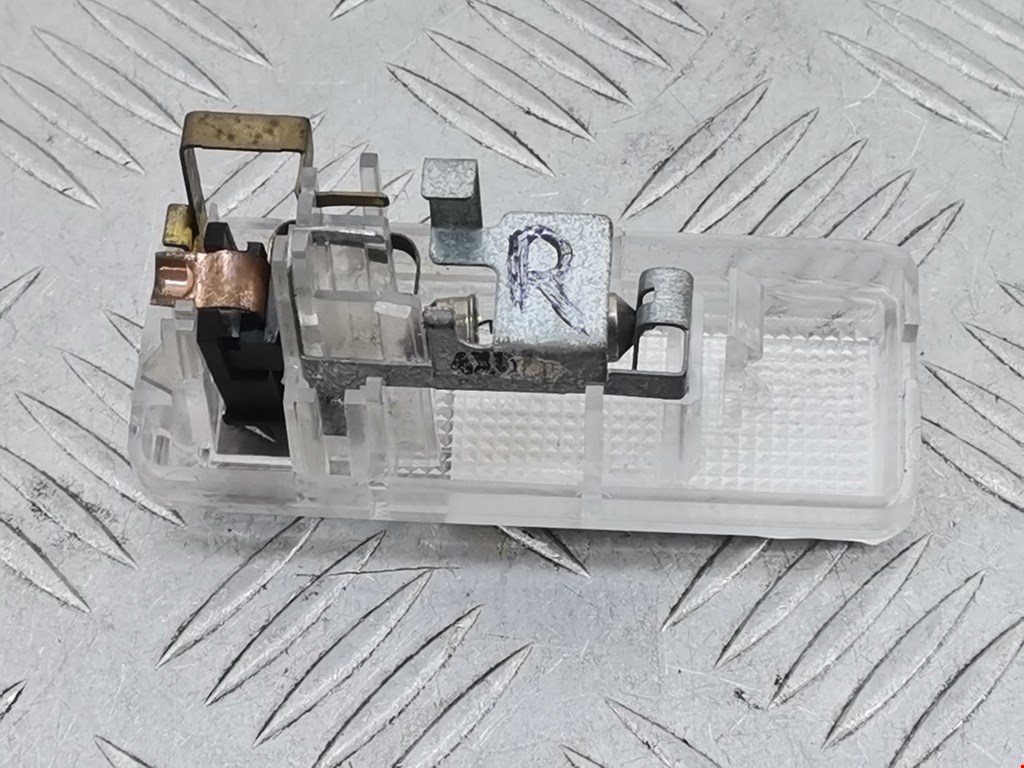 Плафон салонный (салона фонарь) NISSAN Murano Z50 2002-2008