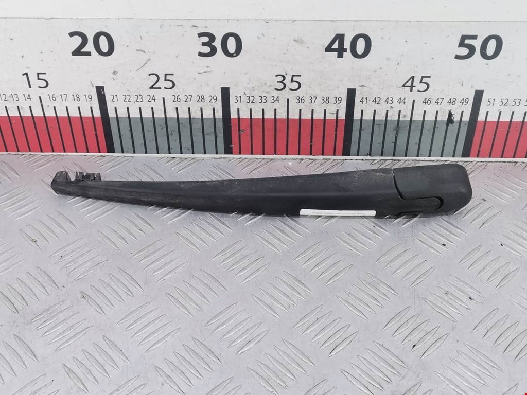 Поводок дворника задний (заднего) PEUGEOT 207 2006-2015