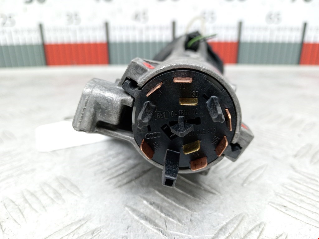 Замок зажигания AUDI A4 B6 2001-2005