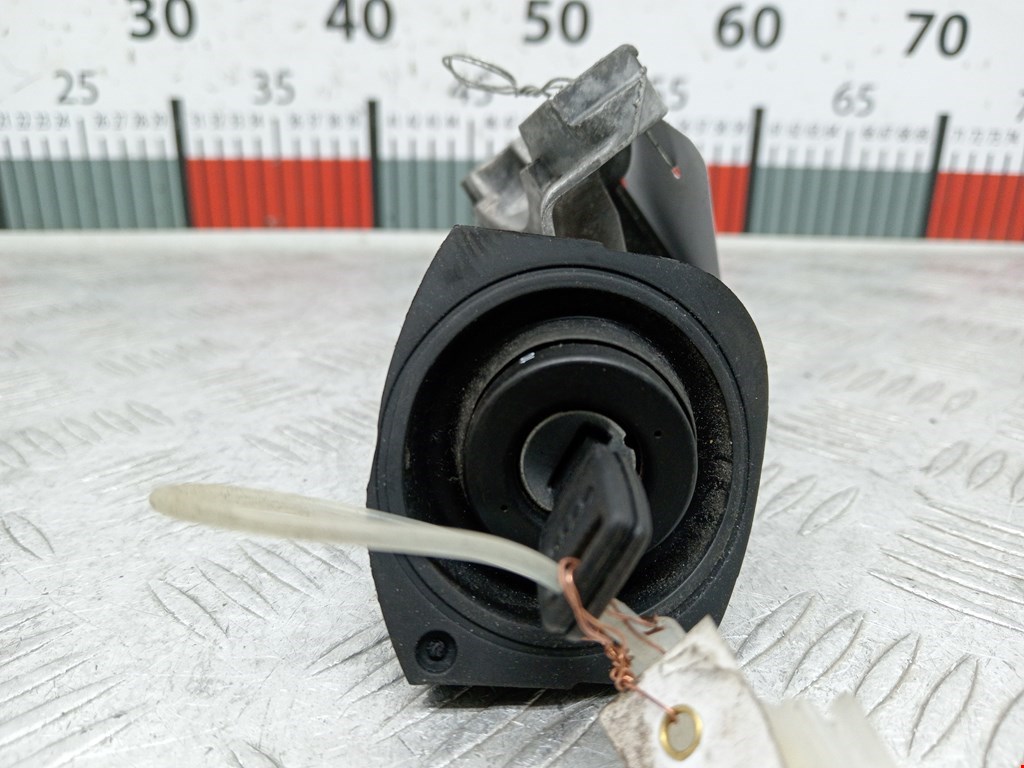 Замок зажигания AUDI A4 B6 2001-2005