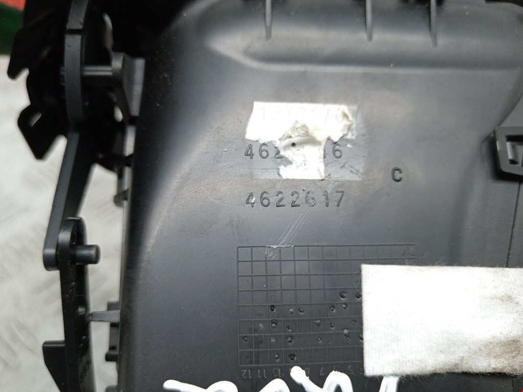 Дефлектор воздушный RENAULT Modus 2004-2012