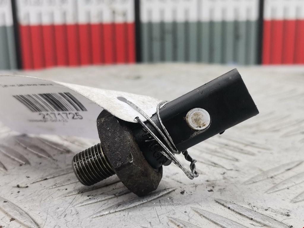 Датчик давления масла VOLKSWAGEN Golf IV 1997-2003