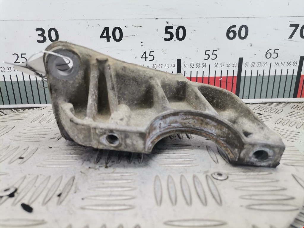 Кронштейн RENAULT Clio 2005-2012