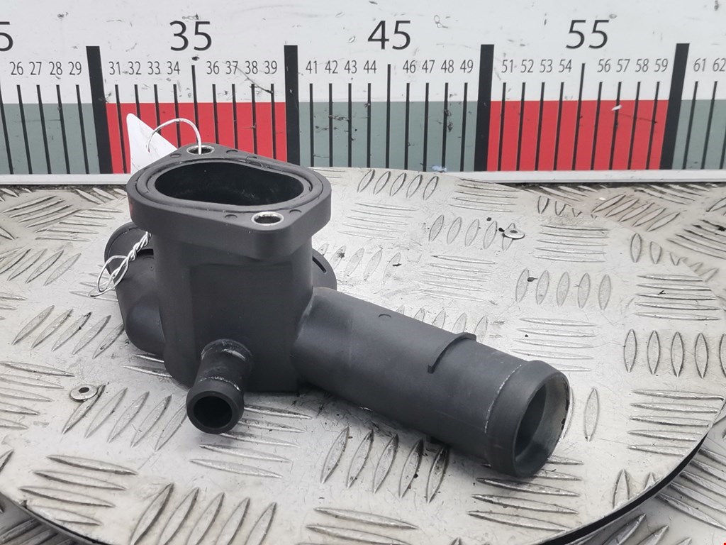 Тройник системы охлаждения VOLKSWAGEN Golf IV 1997-2003