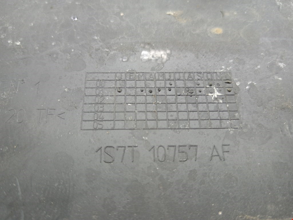 Крепление АКБ (корпус/подставка) FORD Mondeo III 2000-2007