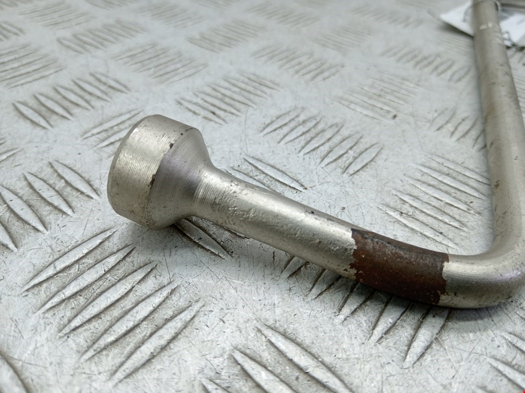 Ключ балонный BMW 5er 5 серия E39 1995-2004