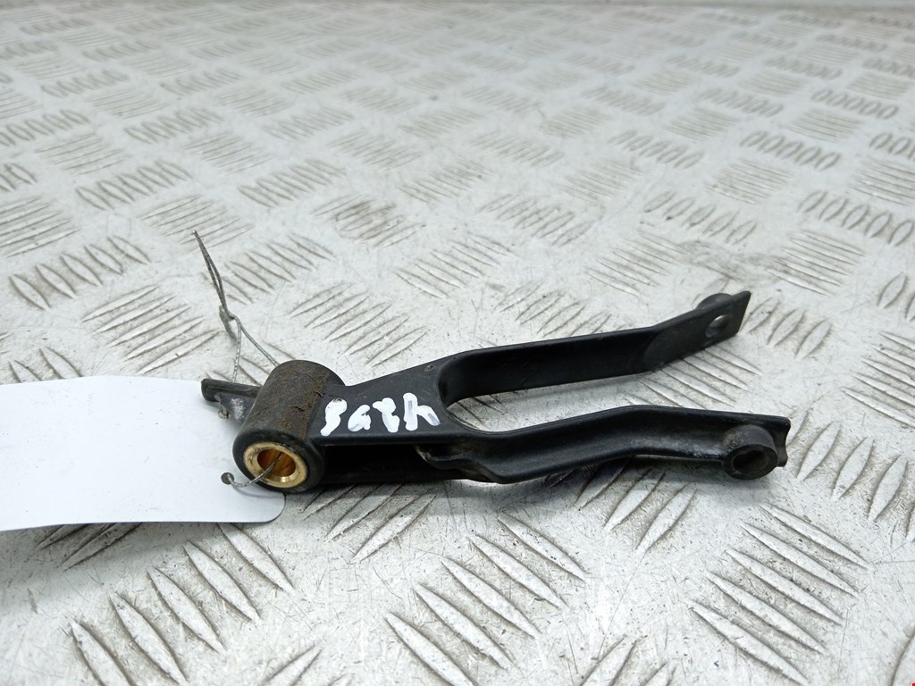 Кронштейн (крепление) радиатора OPEL Astra H/Family 2004-2015