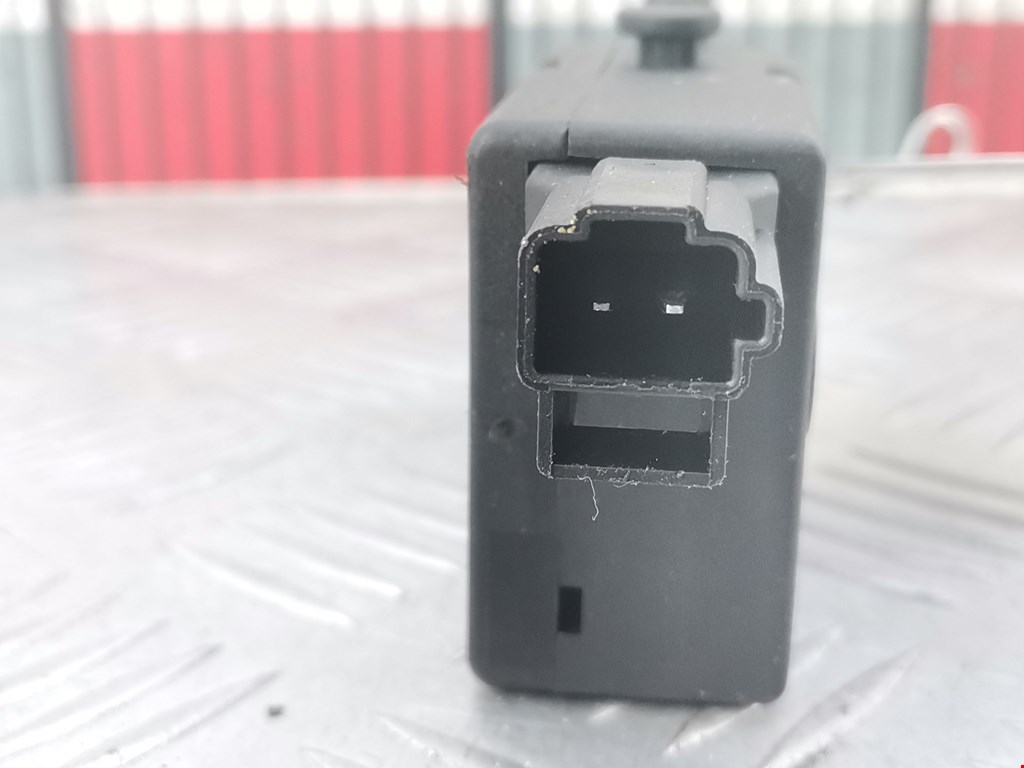 Активатор замка багажника OPEL Zafira A 1999-2005