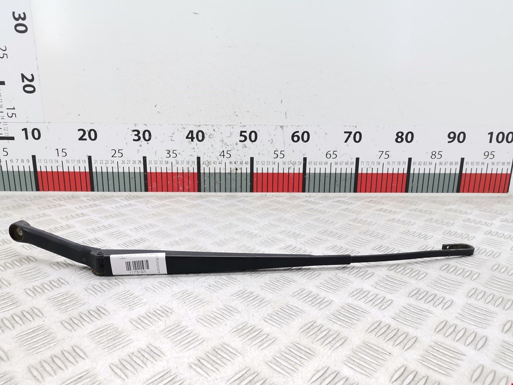 Поводок дворников передний левый/ правый AUDI A6 C5 1997-2004