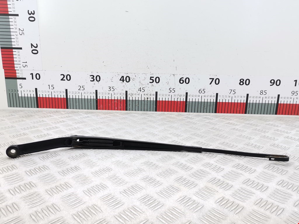 Поводок дворников передний левый/ правый AUDI A6 C5 1997-2004