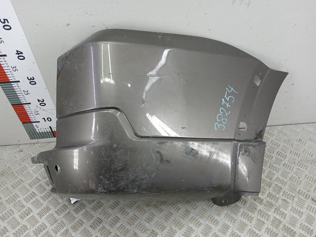 Накладка (клык) бампера правый Mitsubishi Pajero 4 (2006-2021)