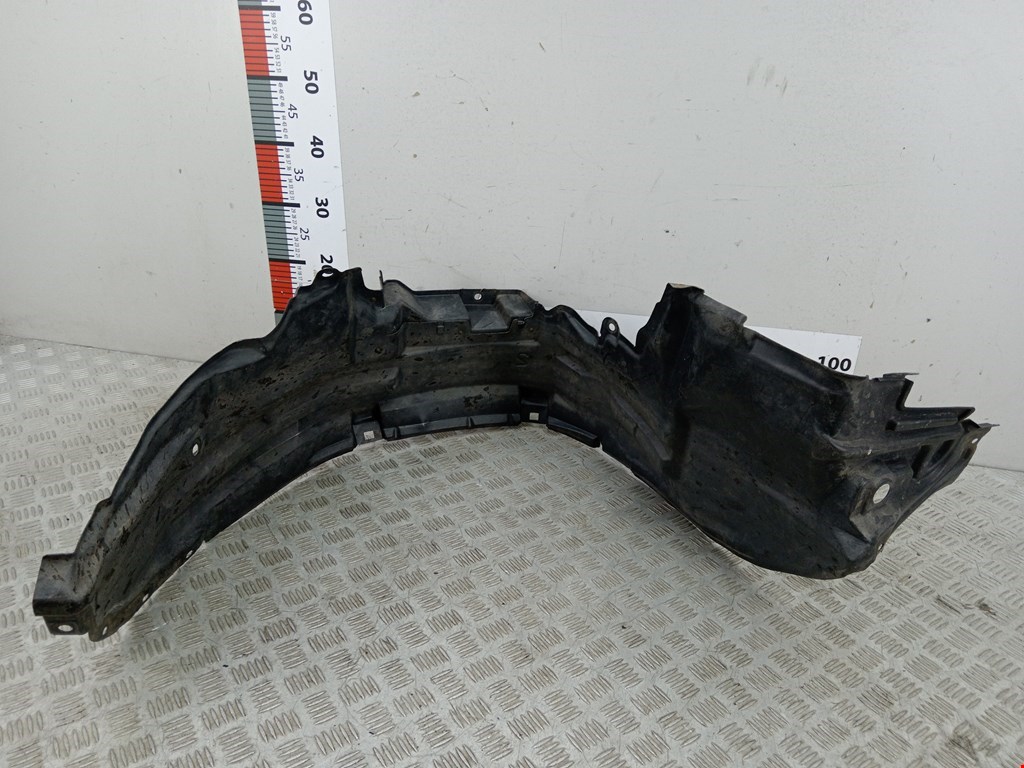 Локер (подкрылок) передний левый NISSAN X-Trail T30 2000-2007