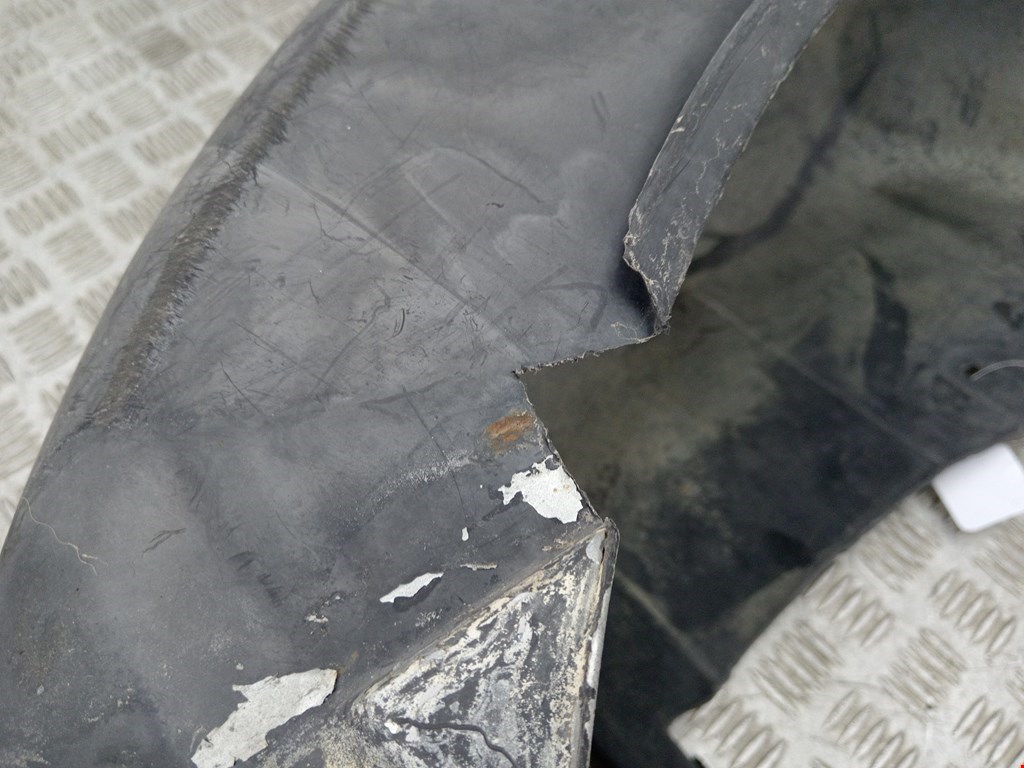 Локер (подкрылок) задний правый BMW 5er 5 серия E39 1995-2004