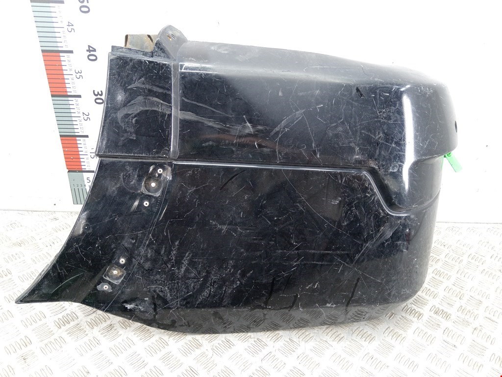 Накладка (клык) бампера правый Mitsubishi Pajero 4 (2006-2021)