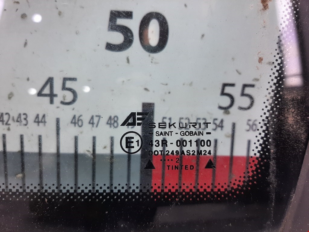 Стекло кузовное глухое левое SEAT Alhambra 1996-2010