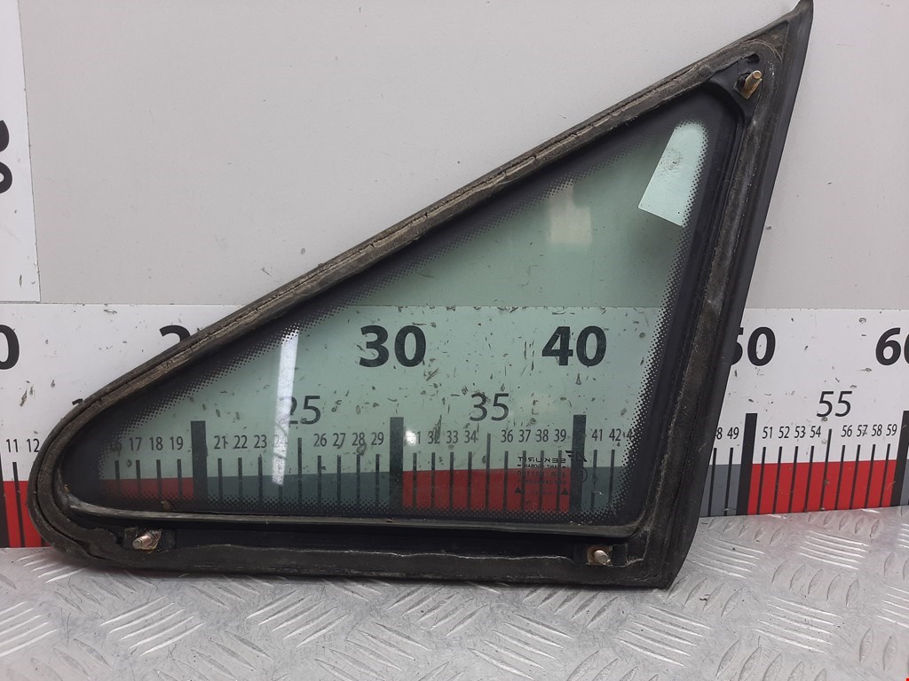 Стекло кузовное глухое правое SEAT Alhambra 1996-2010