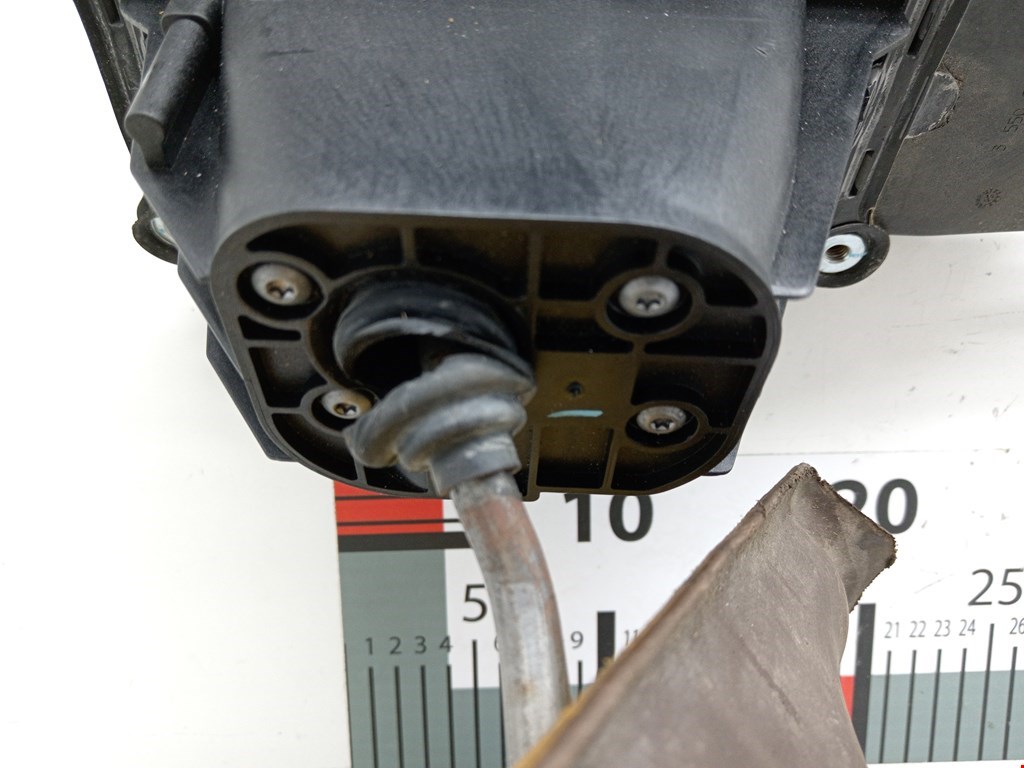 Кулиса (селектор) АКПП/МКПП в салоне RENAULT Modus 2004-2012