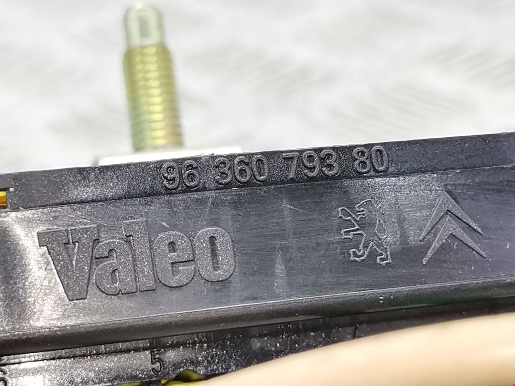 Датчик уровня в бачок омывателя CITROEN C4 I 2004-2014