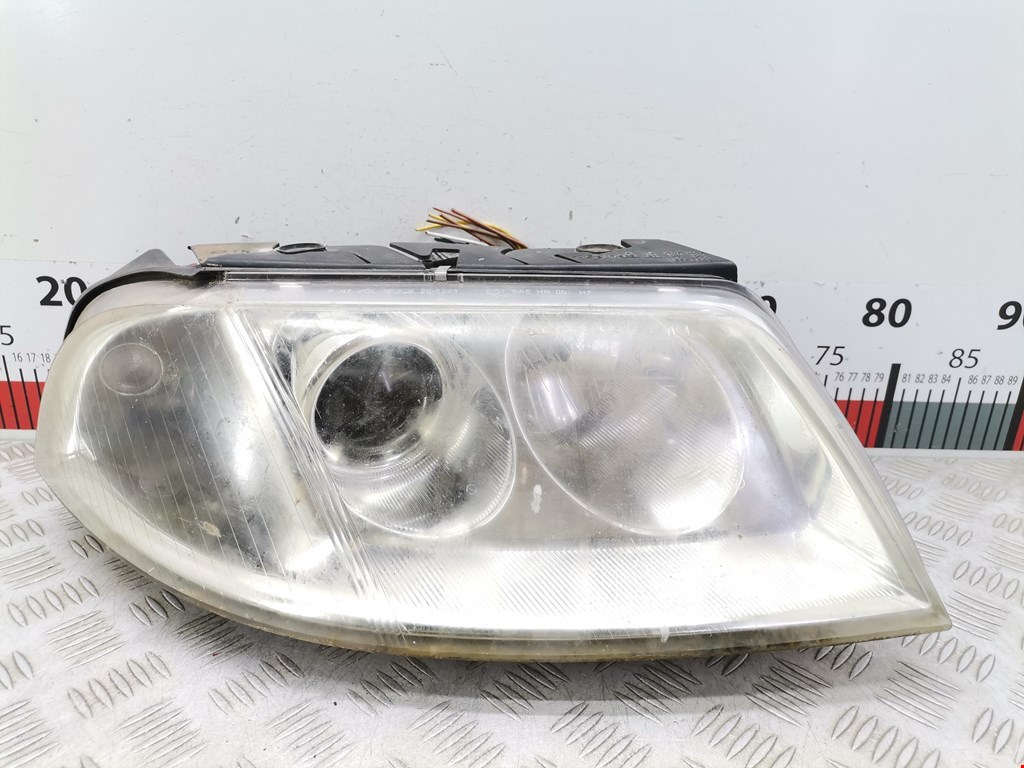 Фара правая VOLKSWAGEN Passat B5 1997-2005