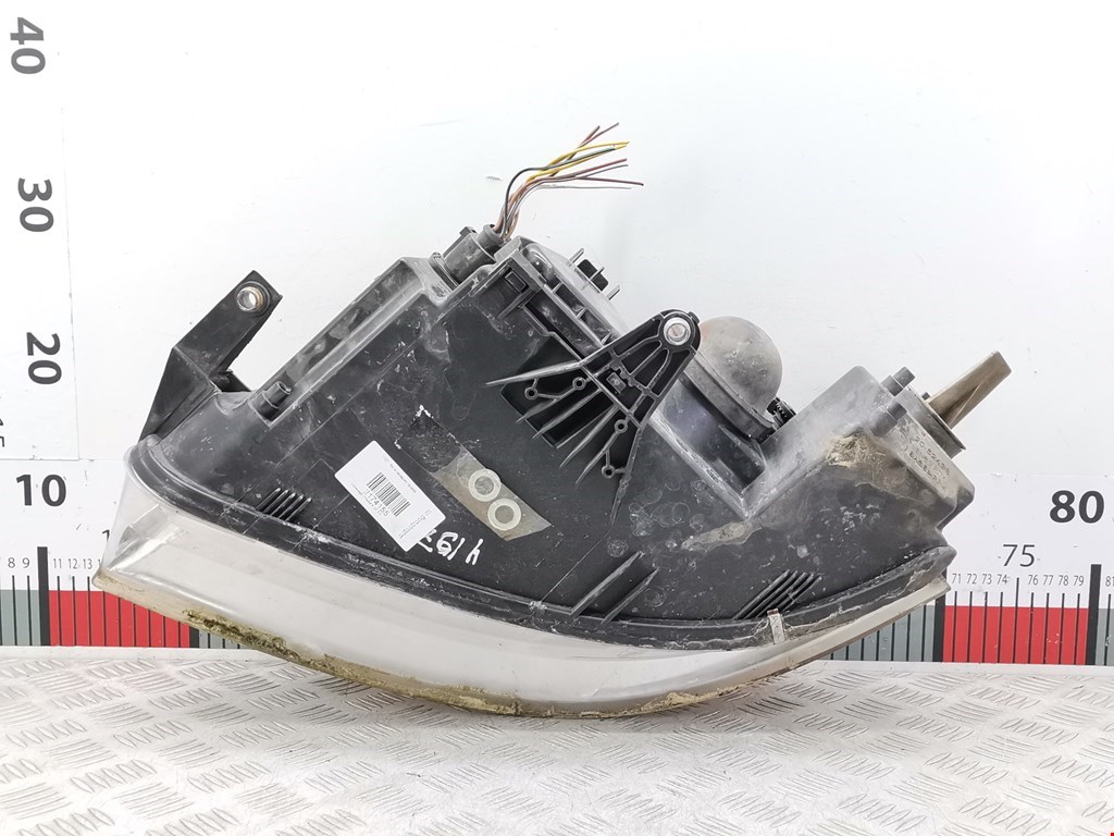 Фара правая VOLKSWAGEN Passat B5 1997-2005