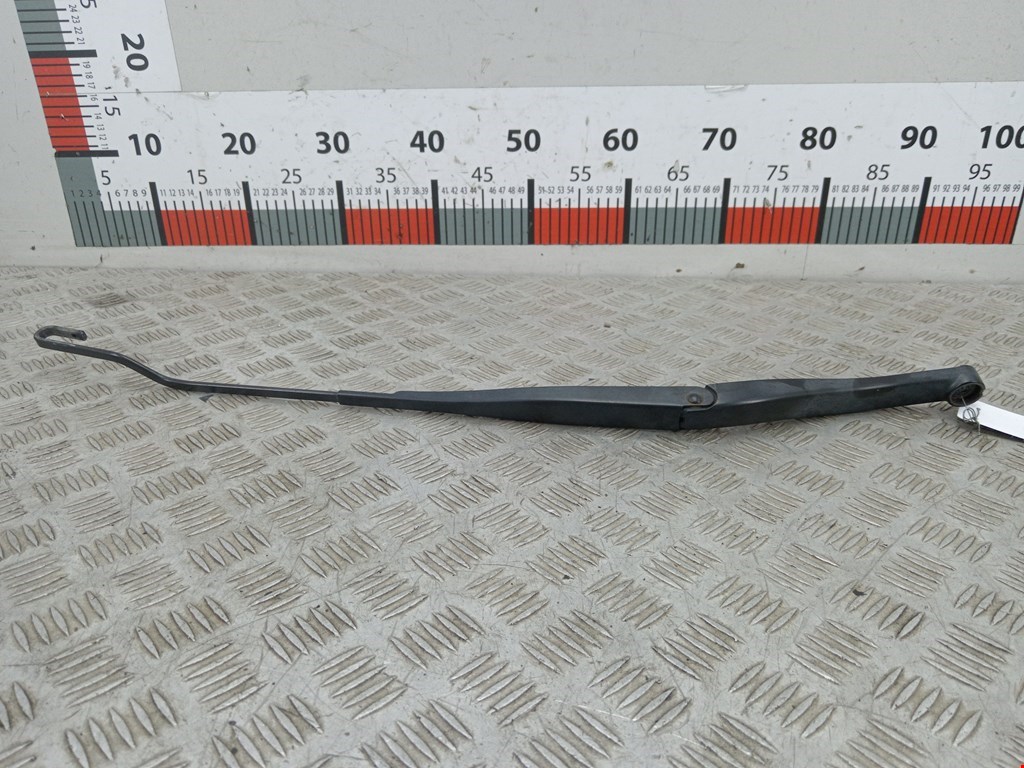 Поводок стеклоочистителя передний правый Opel Vectra C (2002-2008)