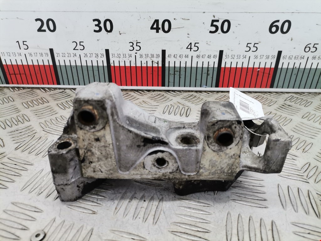 Кронштейн (крепление лапа) двигателя Citroen Xsara Picasso (1999-2012)