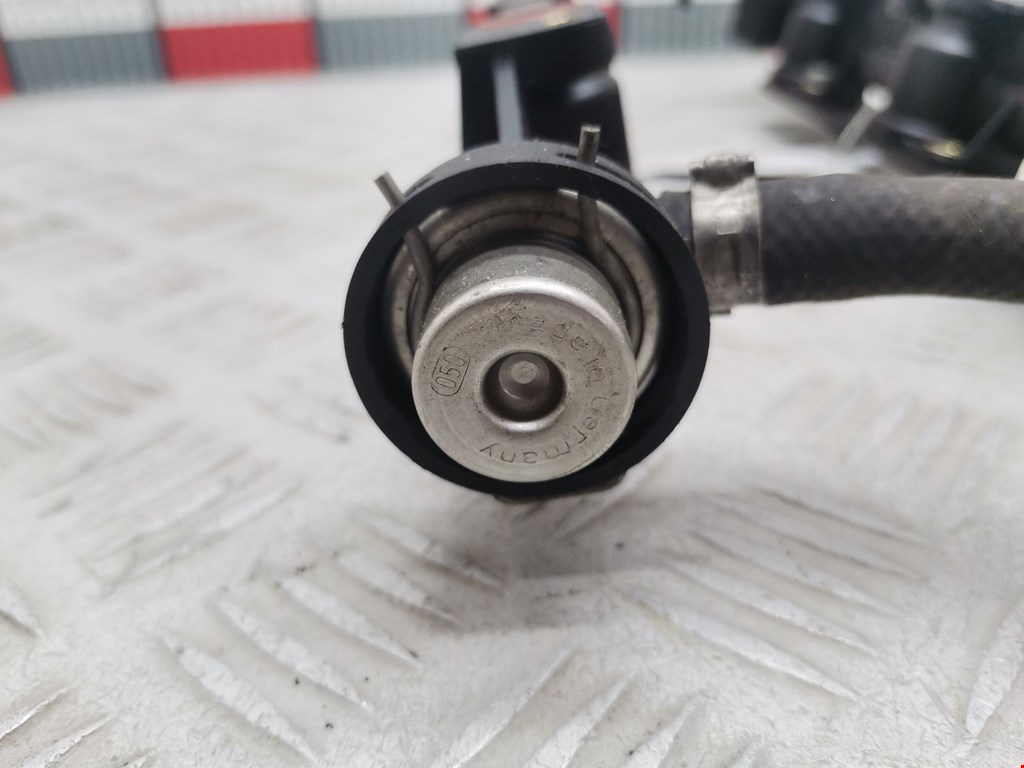 Рампа топливная (рейка) RENAULT Espace 1997-2003