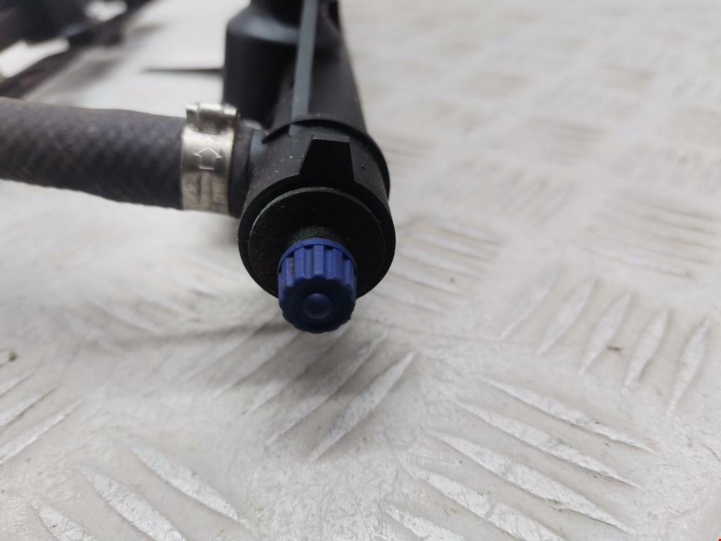 Рампа топливная (рейка) RENAULT Espace 1997-2003