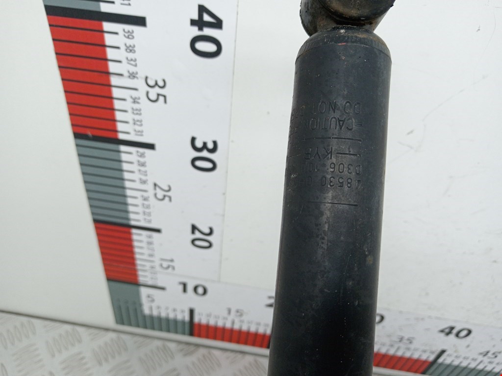 Амортизатор задний левый=правый TOYOTA Aygo AB10 2005-2014