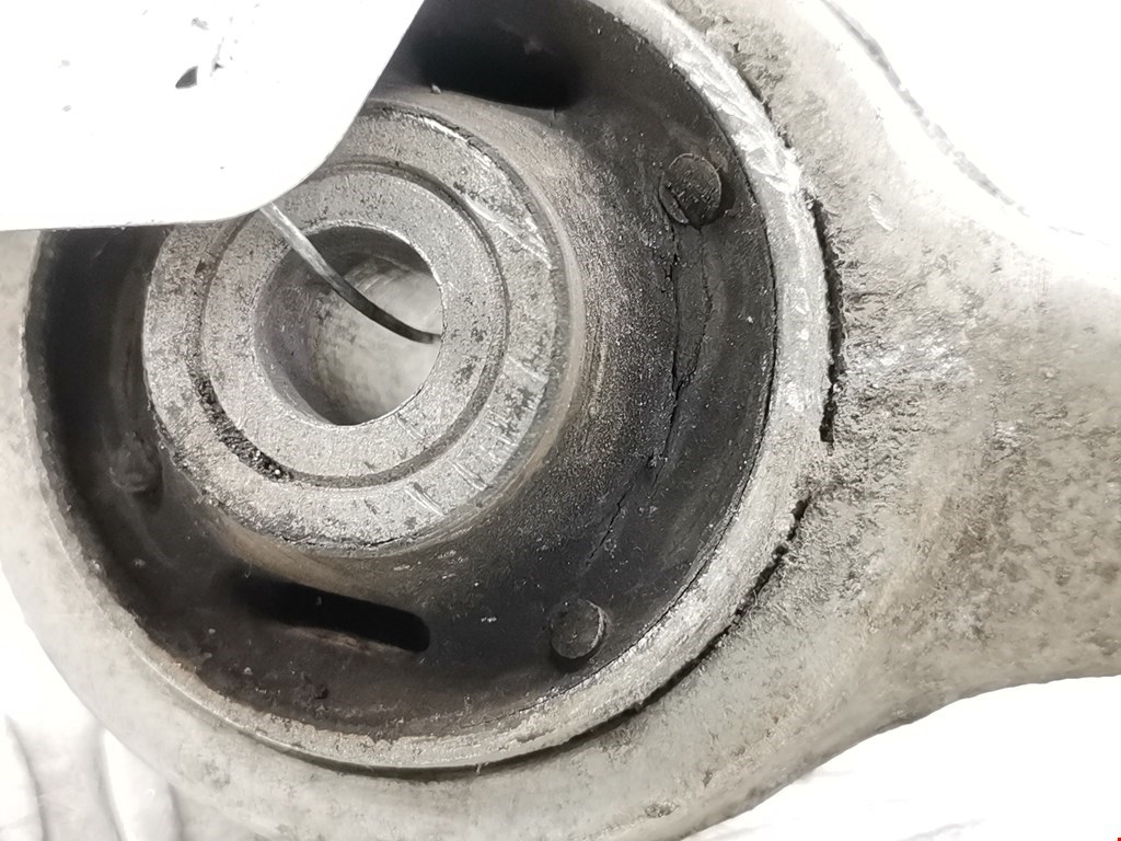 Рычаг передний правый AUDI A6 C5 1997-2004