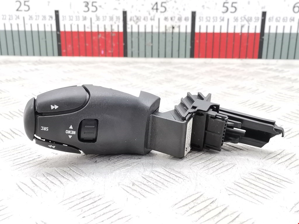 Переключатель подрулевой управления магнитолой CITROEN C8 2002-2014