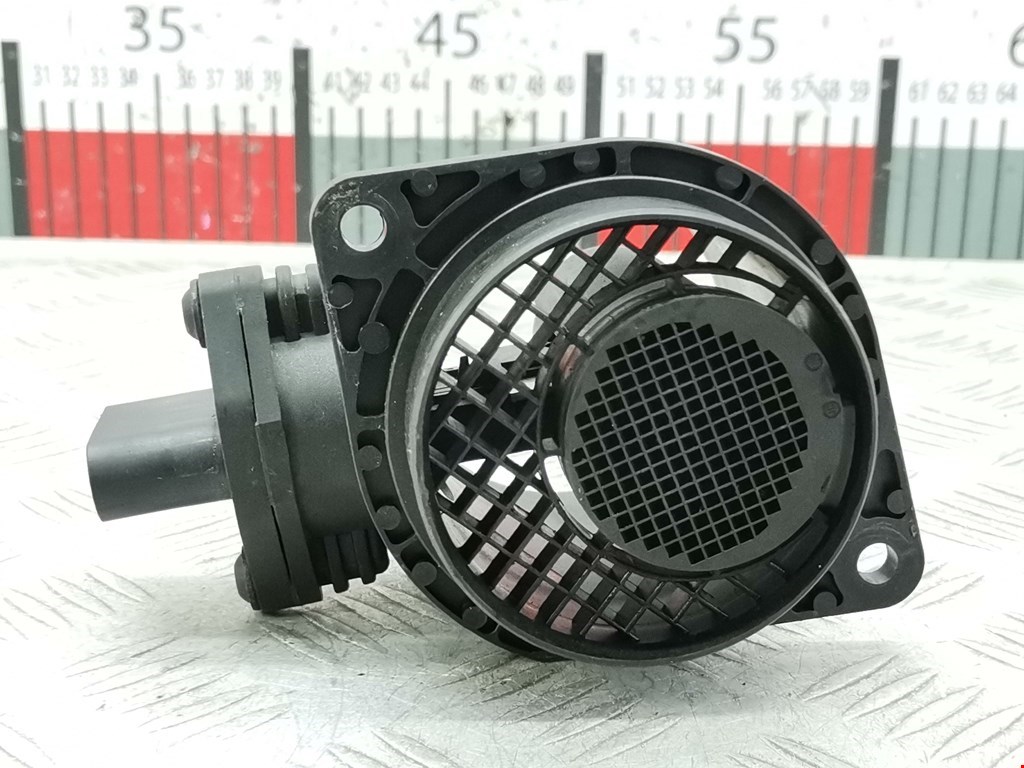 Расходомер воздуха (массметр, датчик ДМРВ) SKODA Octavia A4 1U- 1997-2010