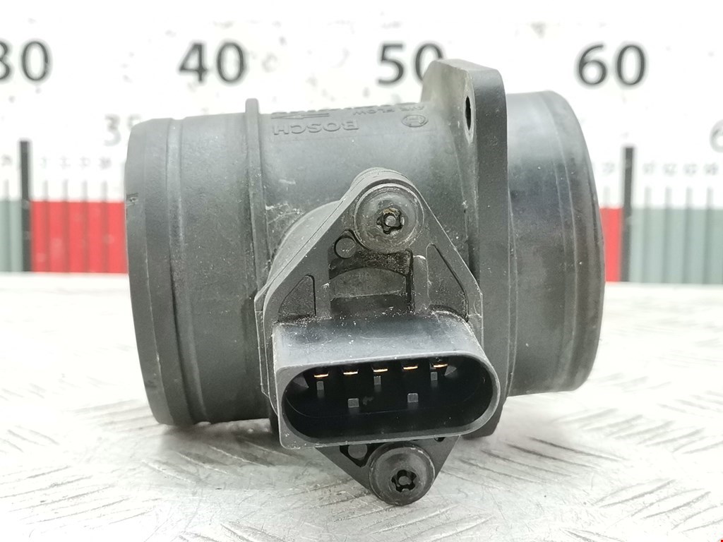 Расходомер воздуха (массметр, датчик ДМРВ) SKODA Octavia A4 1U- 1997-2010