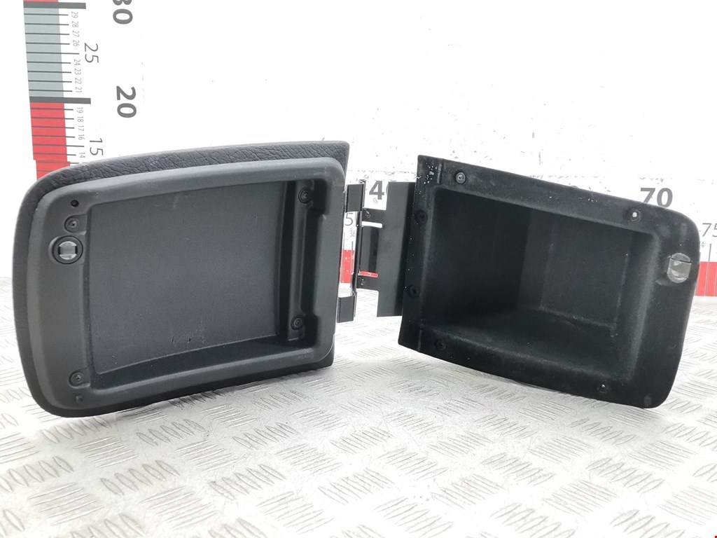 Подлокотник в салон OPEL Omega B 1994-2004