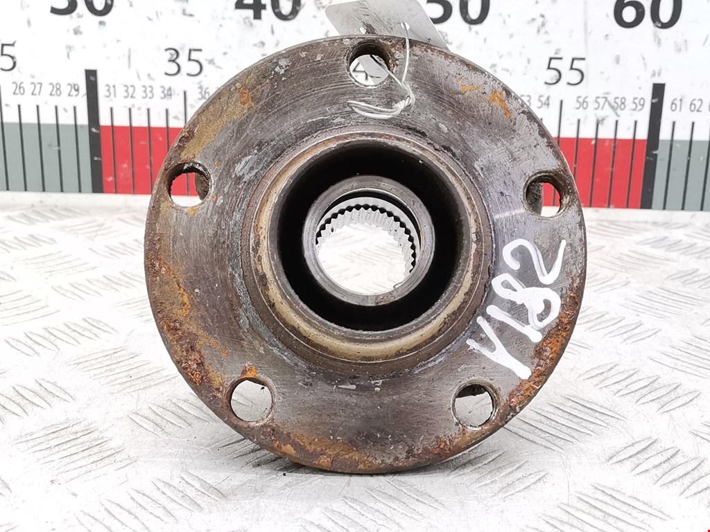 Ступица (кулак цапфа) передняя правая Audi A4 B6 (2000-2006)