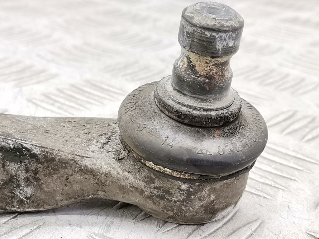 Рычаг передний левый AUDI A4 B6 2001-2005