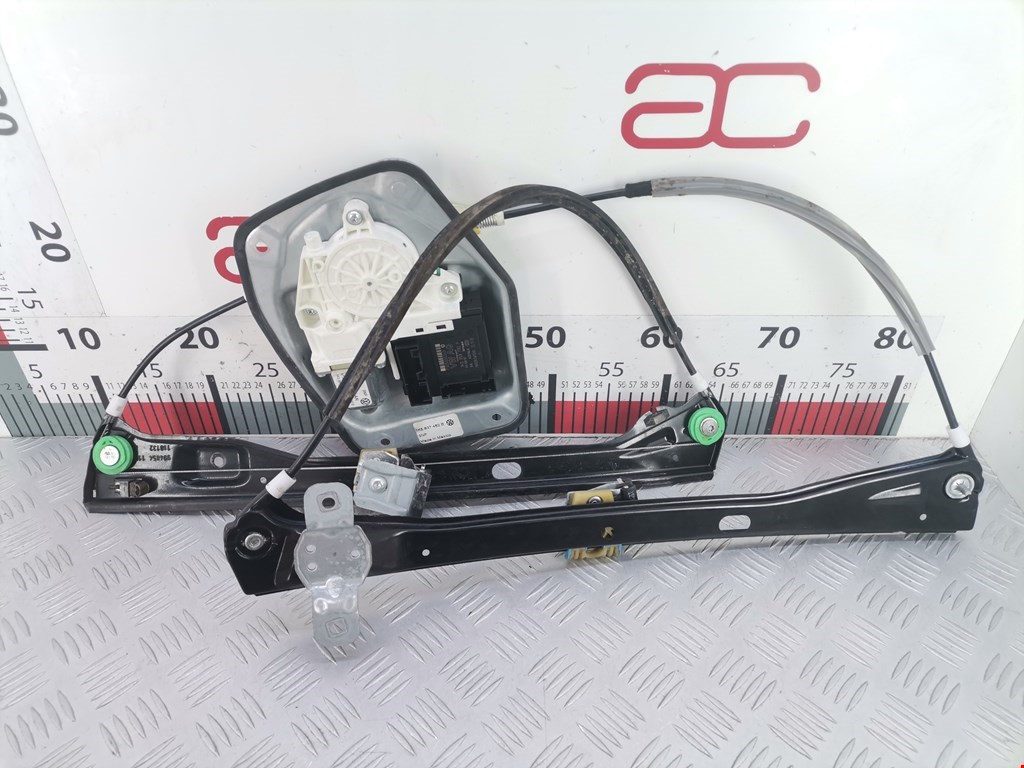 Стеклоподъемник передний правый VOLKSWAGEN Golf V 2003-2009