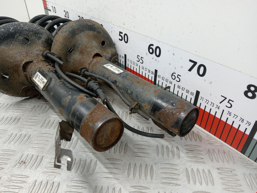 Амортизатор передний правый SKODA Octavia A4 1U- 1997-2010