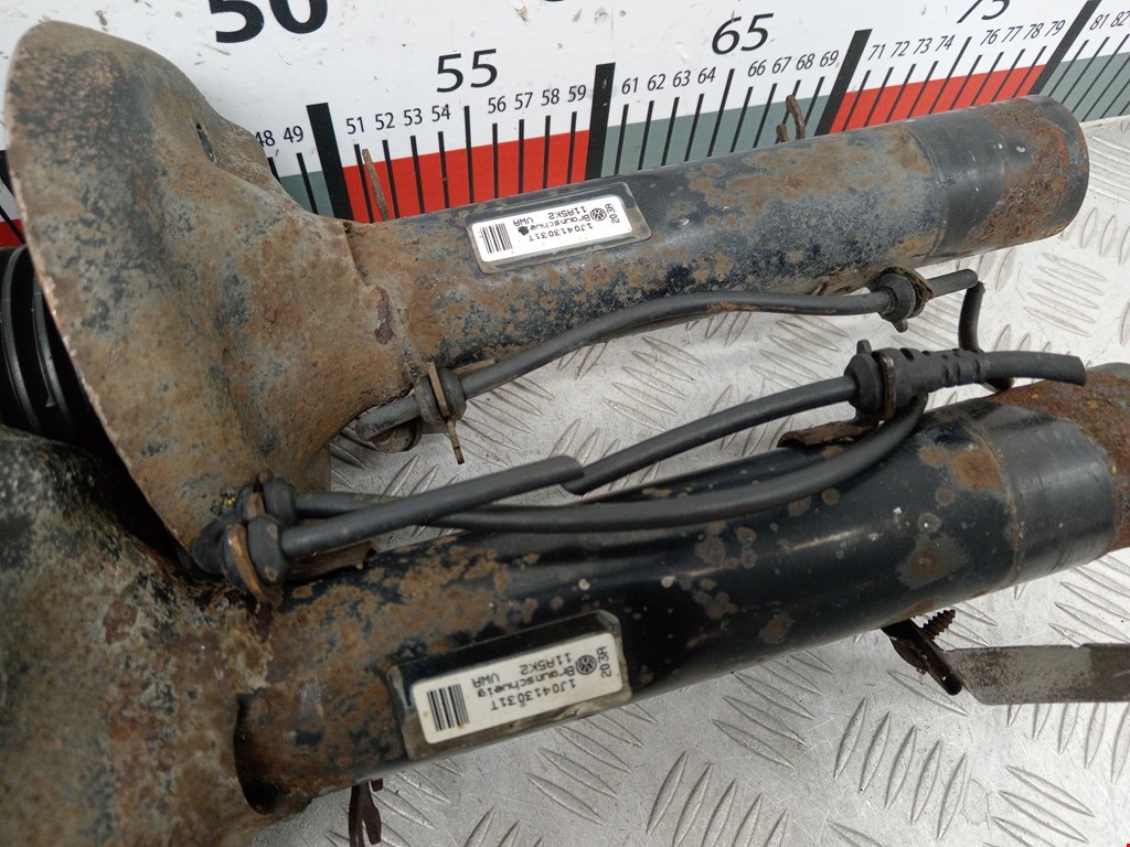 Амортизатор передний правый SKODA Octavia A4 1U- 1997-2010