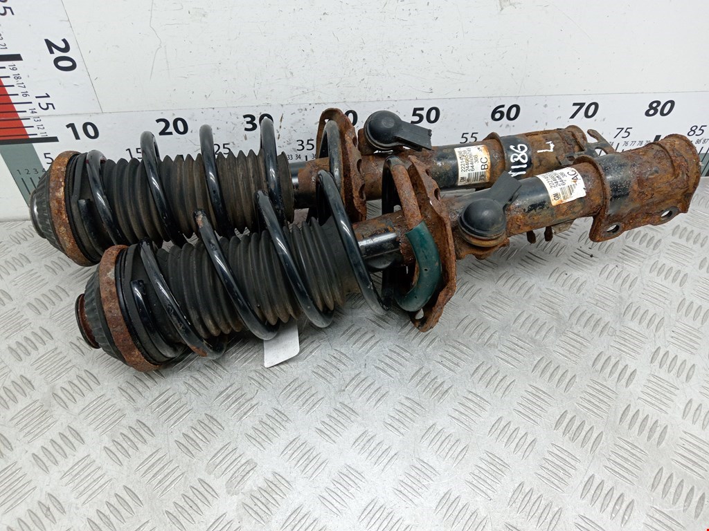 Амортизатор передний левый OPEL Astra H/Family 2004-2015