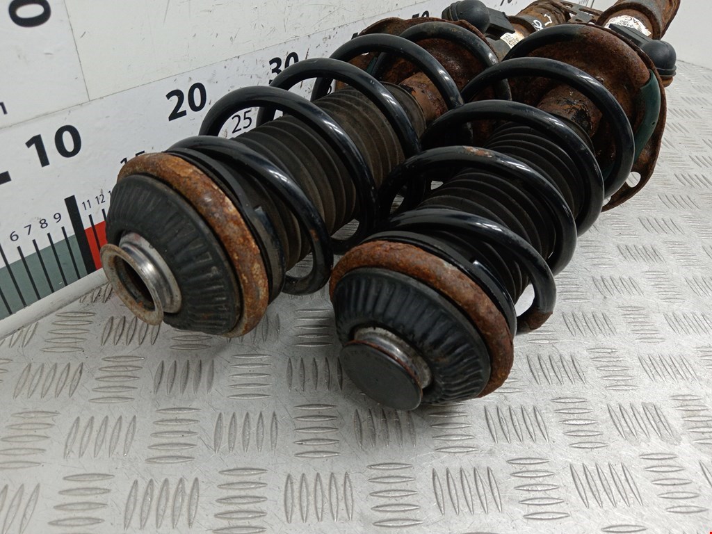 Амортизатор передний левый OPEL Astra H/Family 2004-2015