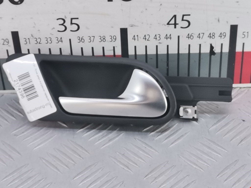 Ручка дверная передняя внутренняя правая VOLKSWAGEN Golf V 2003-2009