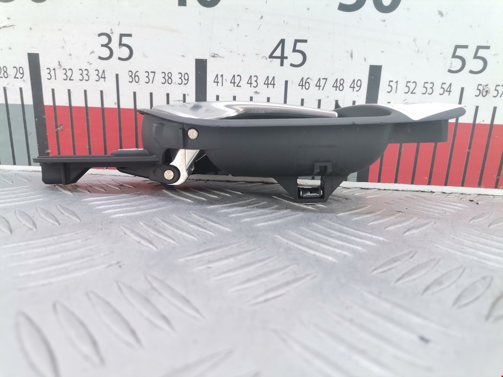 Ручка дверная передняя внутренняя правая VOLKSWAGEN Golf V 2003-2009