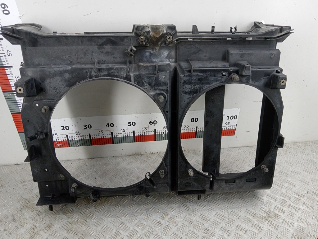 Панель передняя (передняя монтажная панель рамка передняя телевизор) Peugeot 807 (2002-2010)