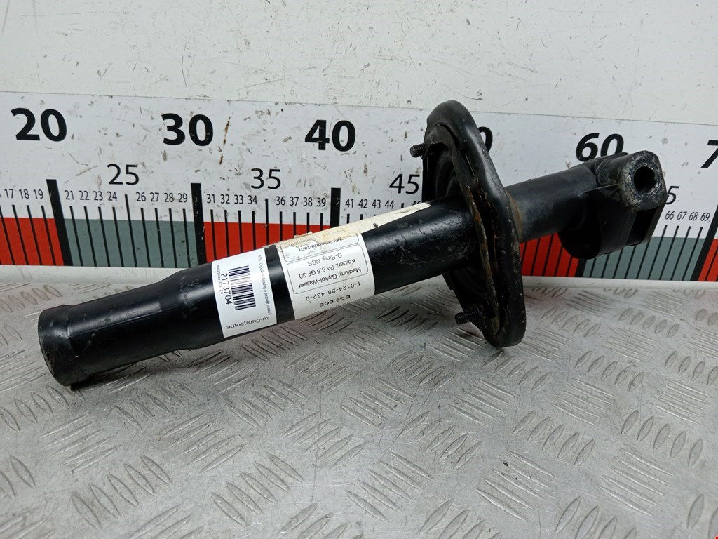 Отбойник бампера задний правый BMW 5-Series (E39) (1995-2004)