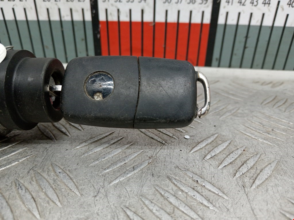 Замок зажигания VOLKSWAGEN Passat B5 1997-2005